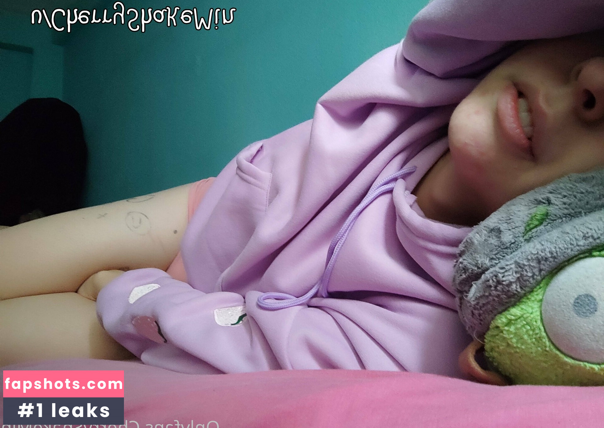 CherryShakeMin gallery photo #23