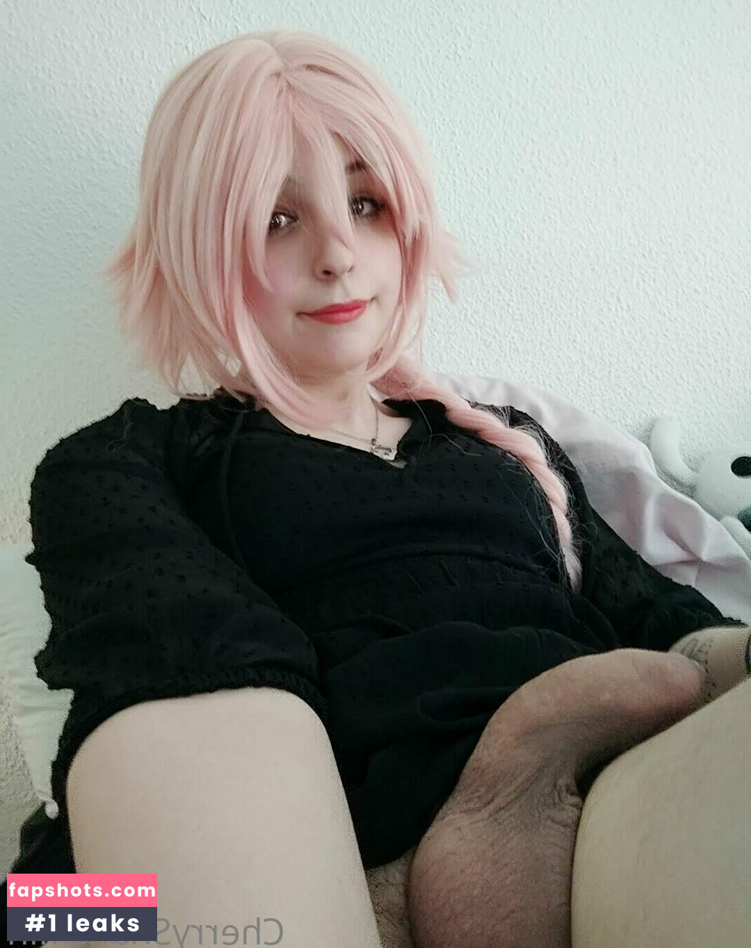 CherryShakeMin gallery photo #28