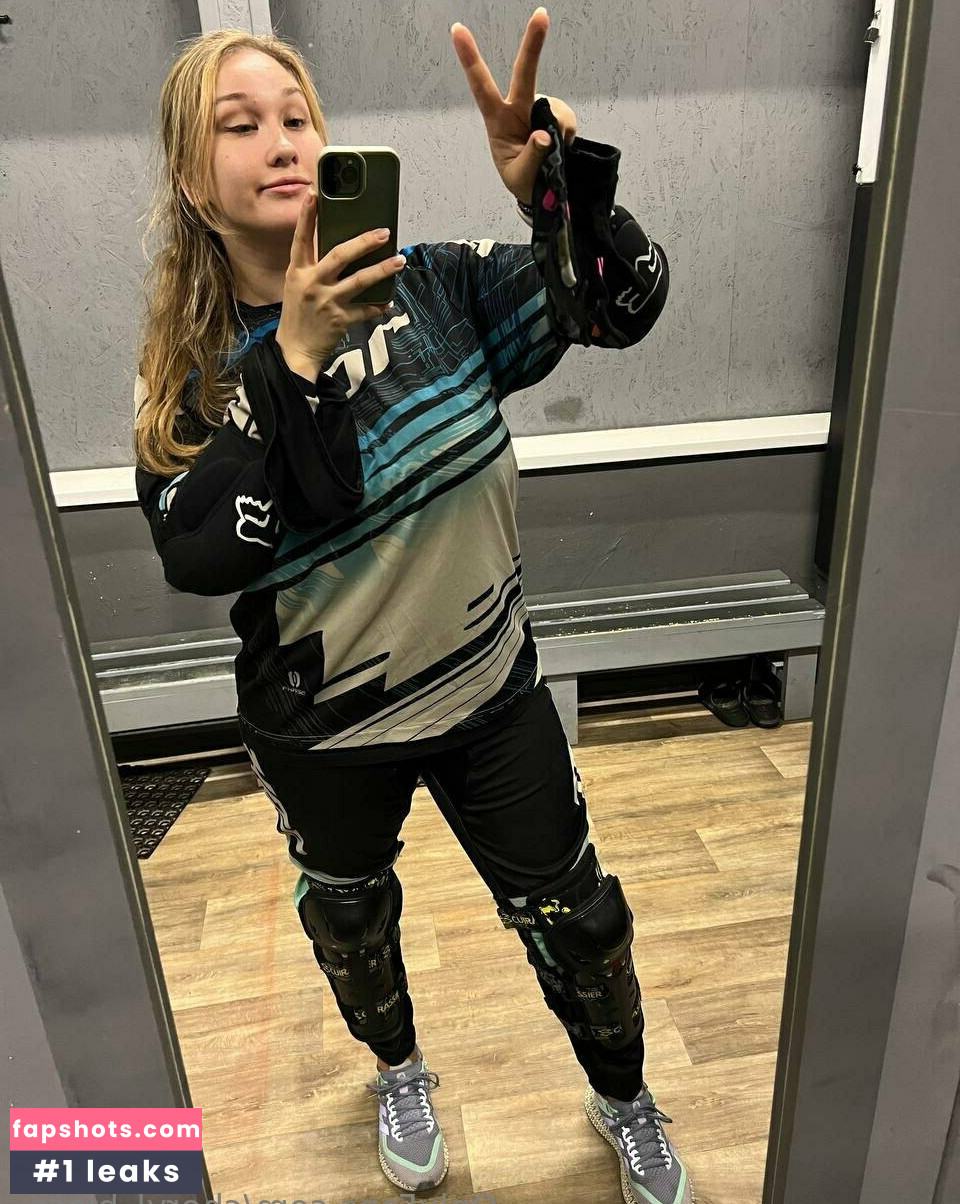 cheryl_bloss_ Nude Leaks OnlyFans Photos #25 - Fapshots