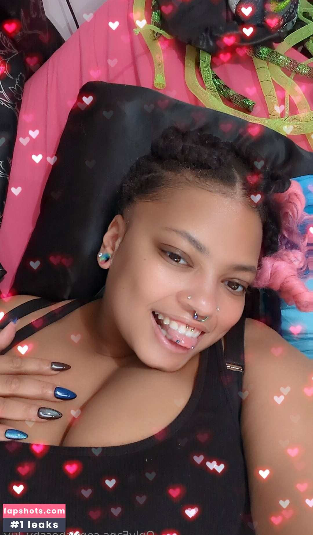 chesshy_luv gallery photo #3