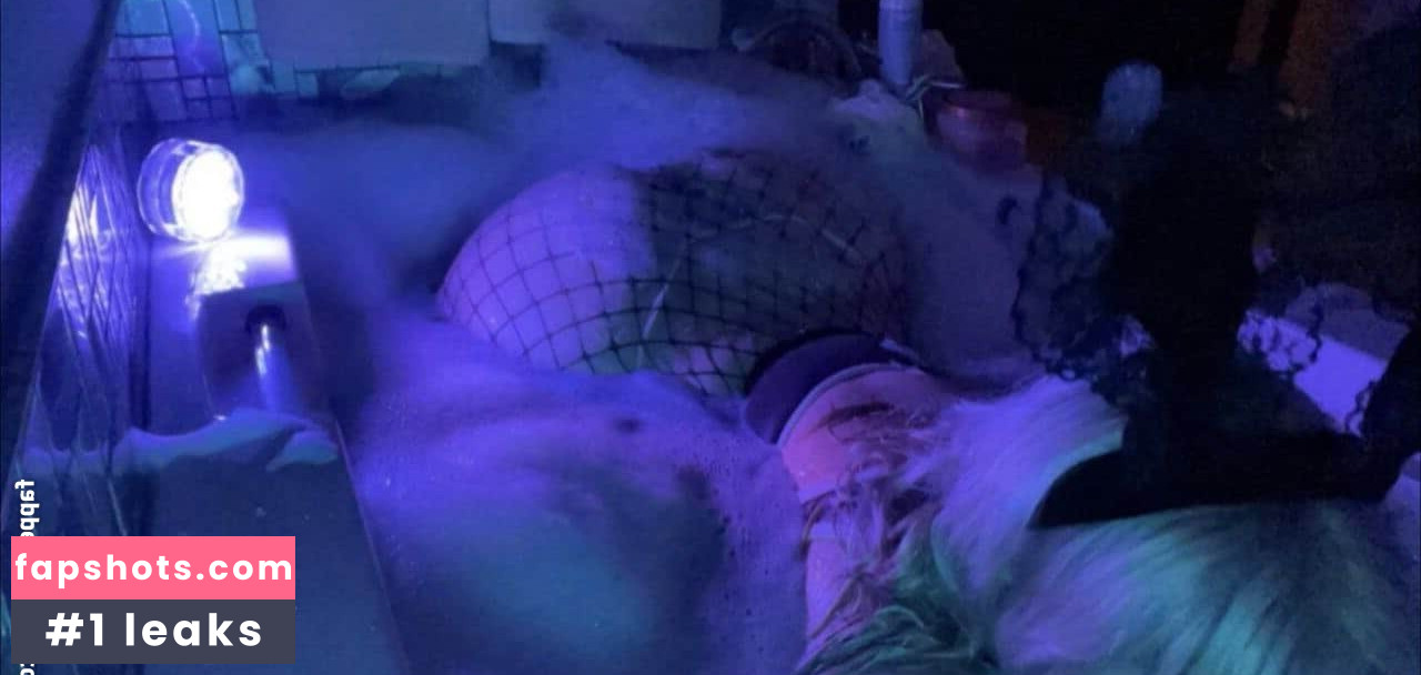 Chewys.melons gallery photo #85