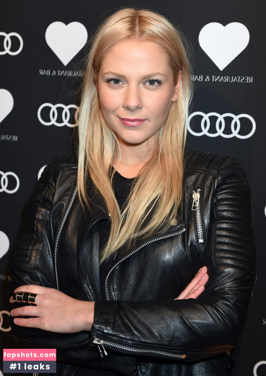 Cheyenne Pahde Nude Leaks OnlyFans Photos #59 - LeakJerk