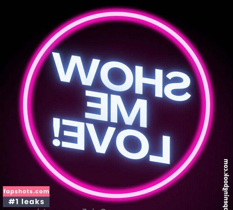 cheyyxxx nude babe gallery