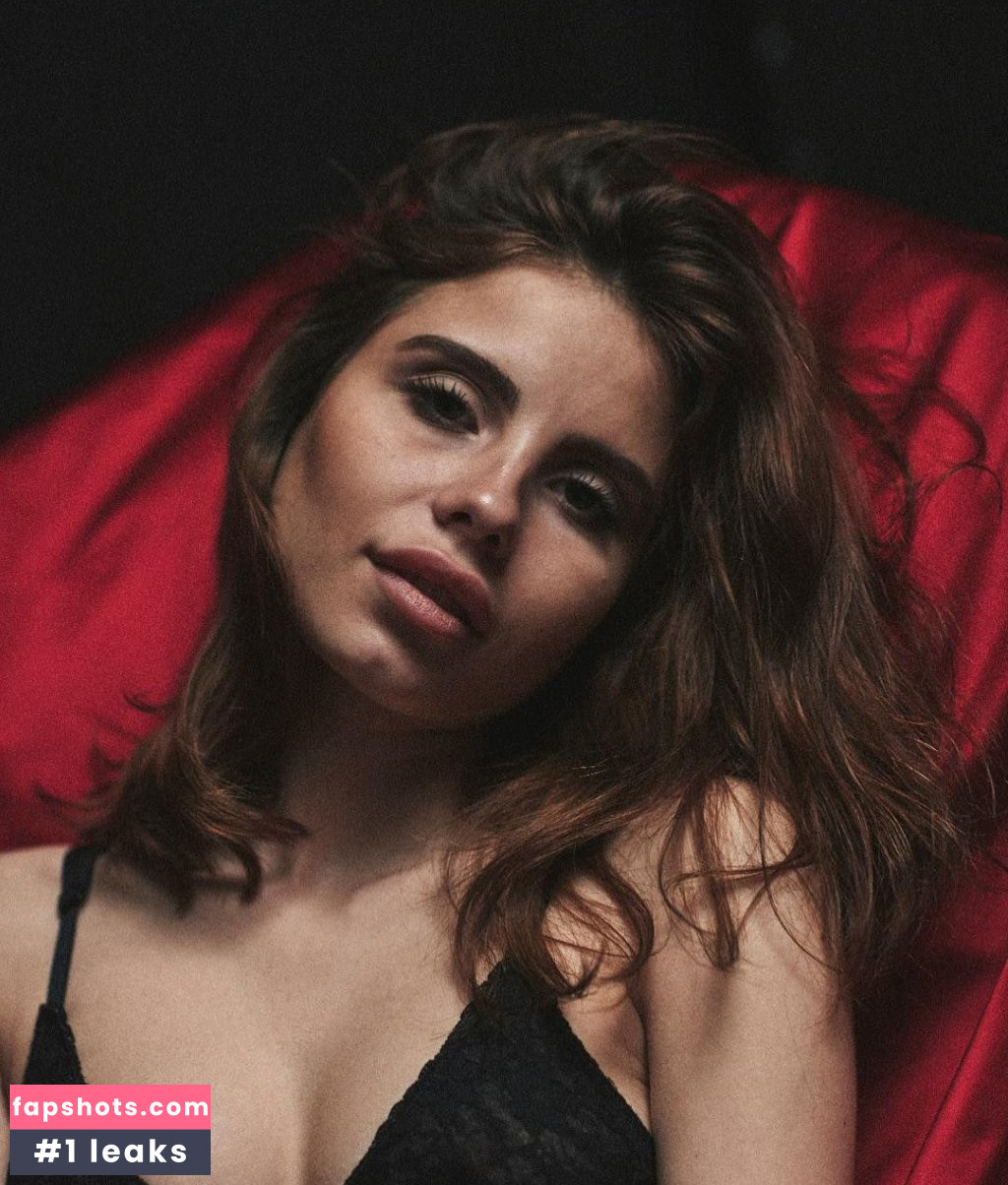 Chiara Arrighi gallery photo #81