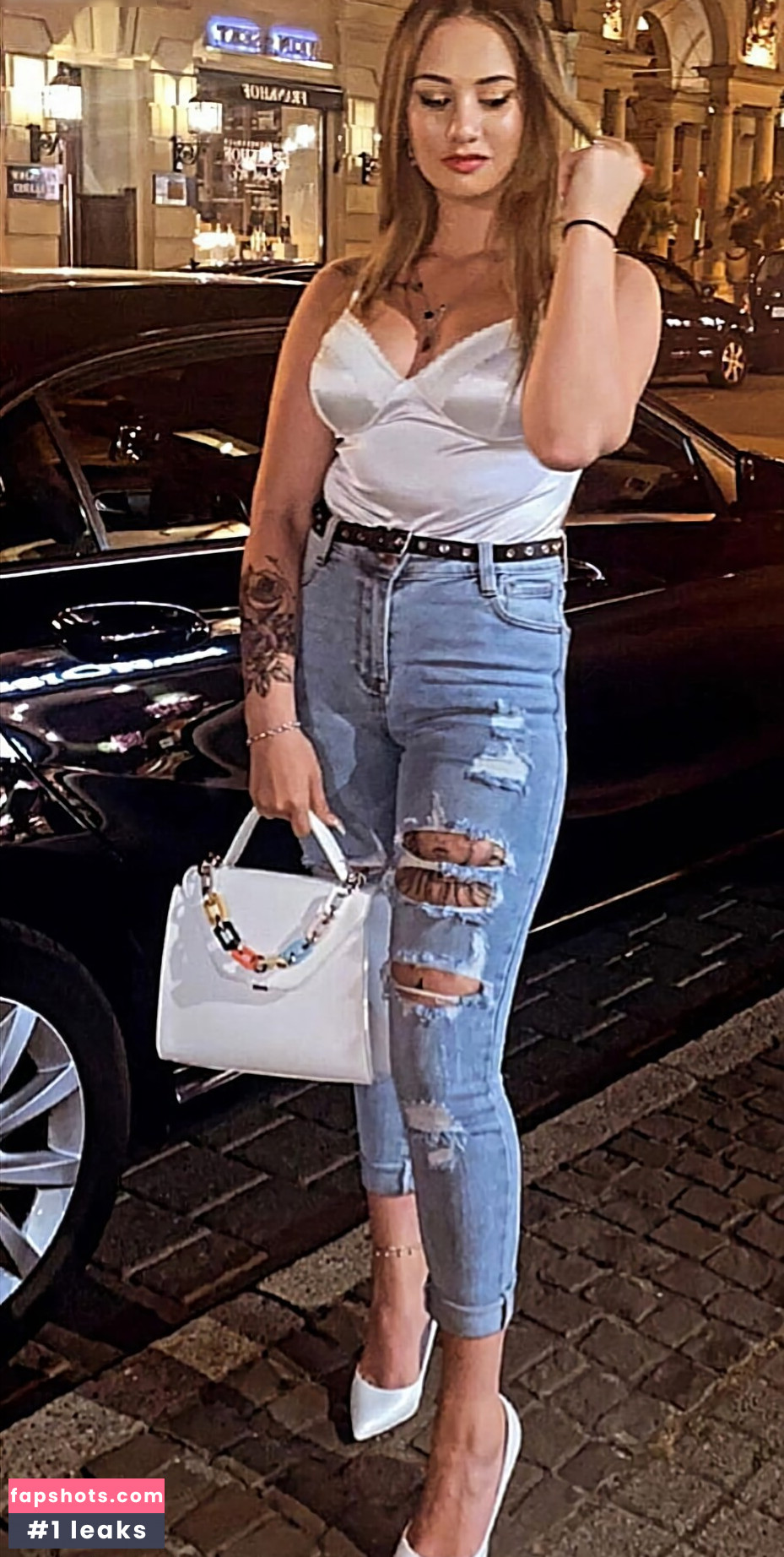 Chiara D'Amico gallery photo #17