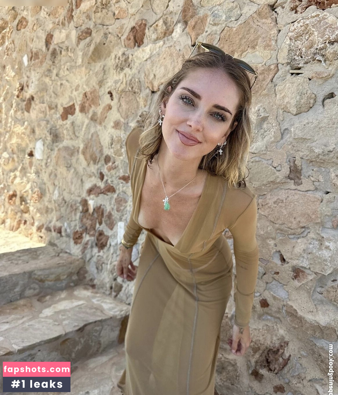 Chiara Ferragni gallery photo #113