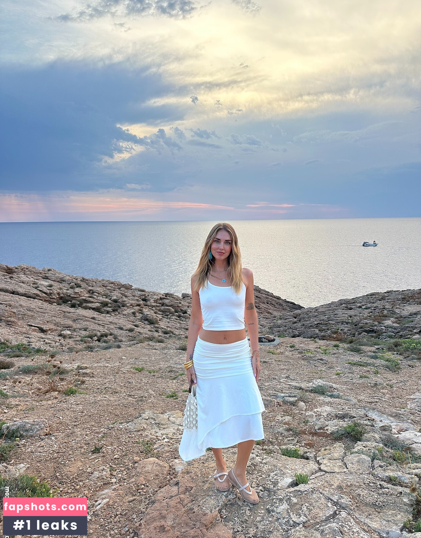 Chiara Ferragni gallery photo #19