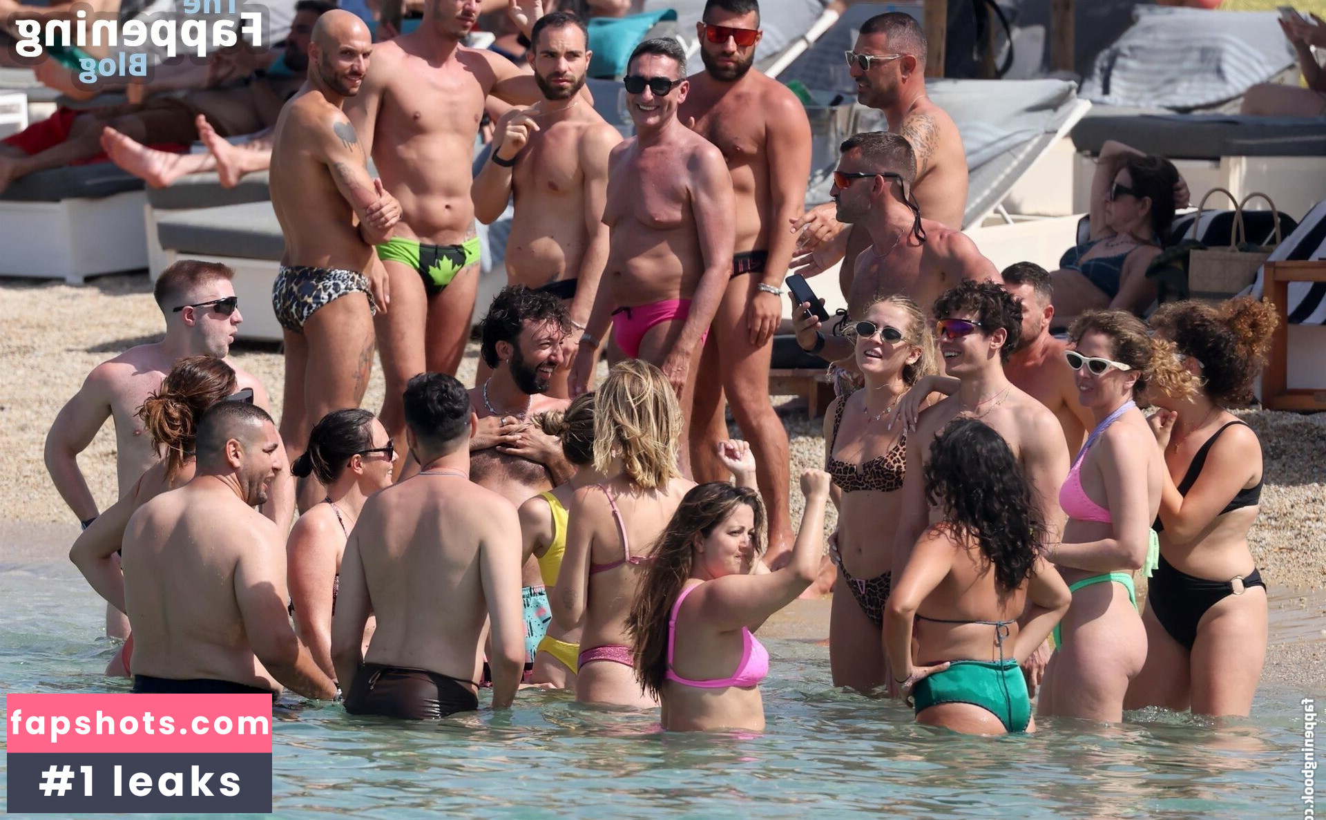 Chiara Ferragni gallery photo #215