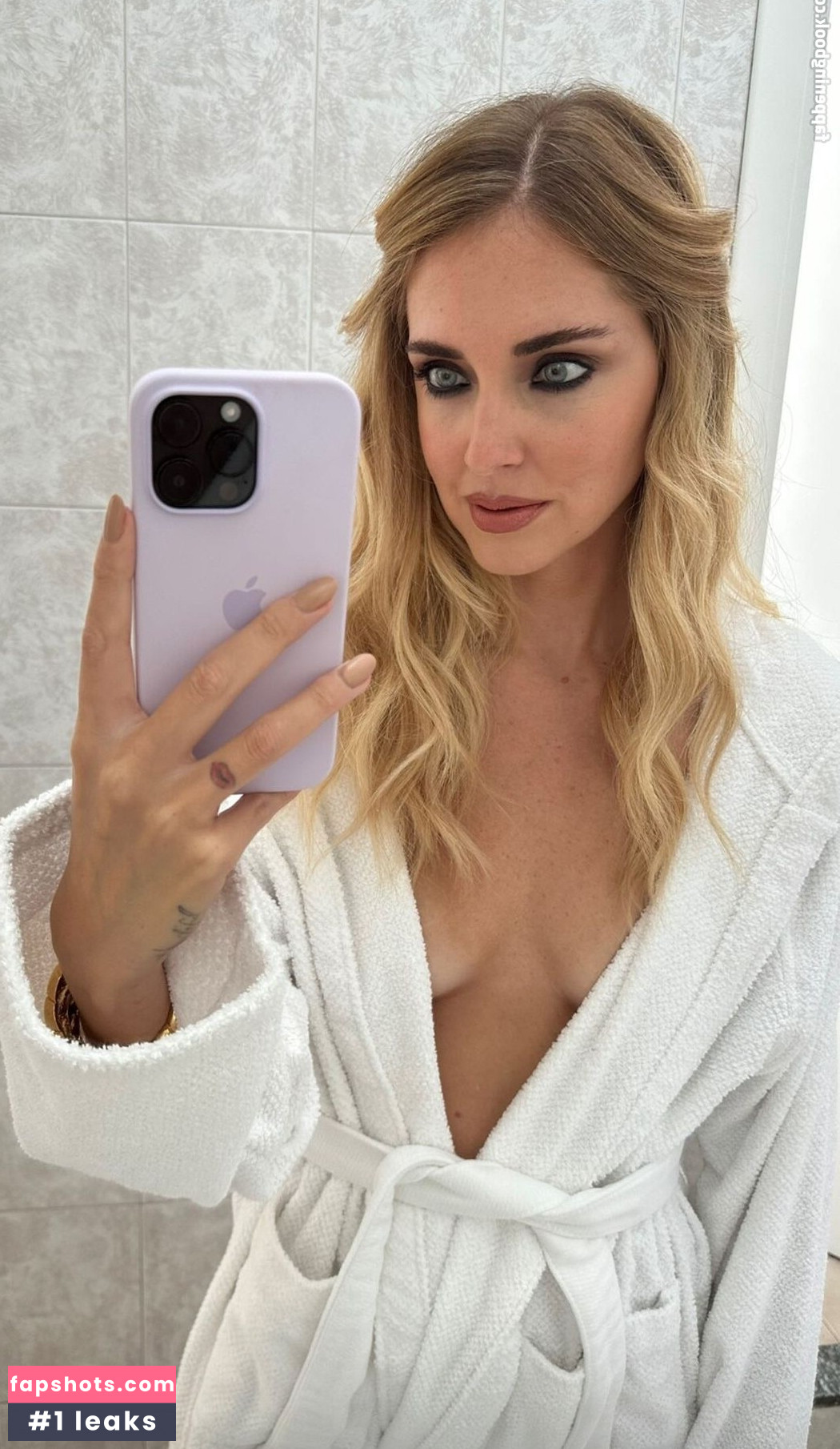 Chiara Ferragni gallery photo #276