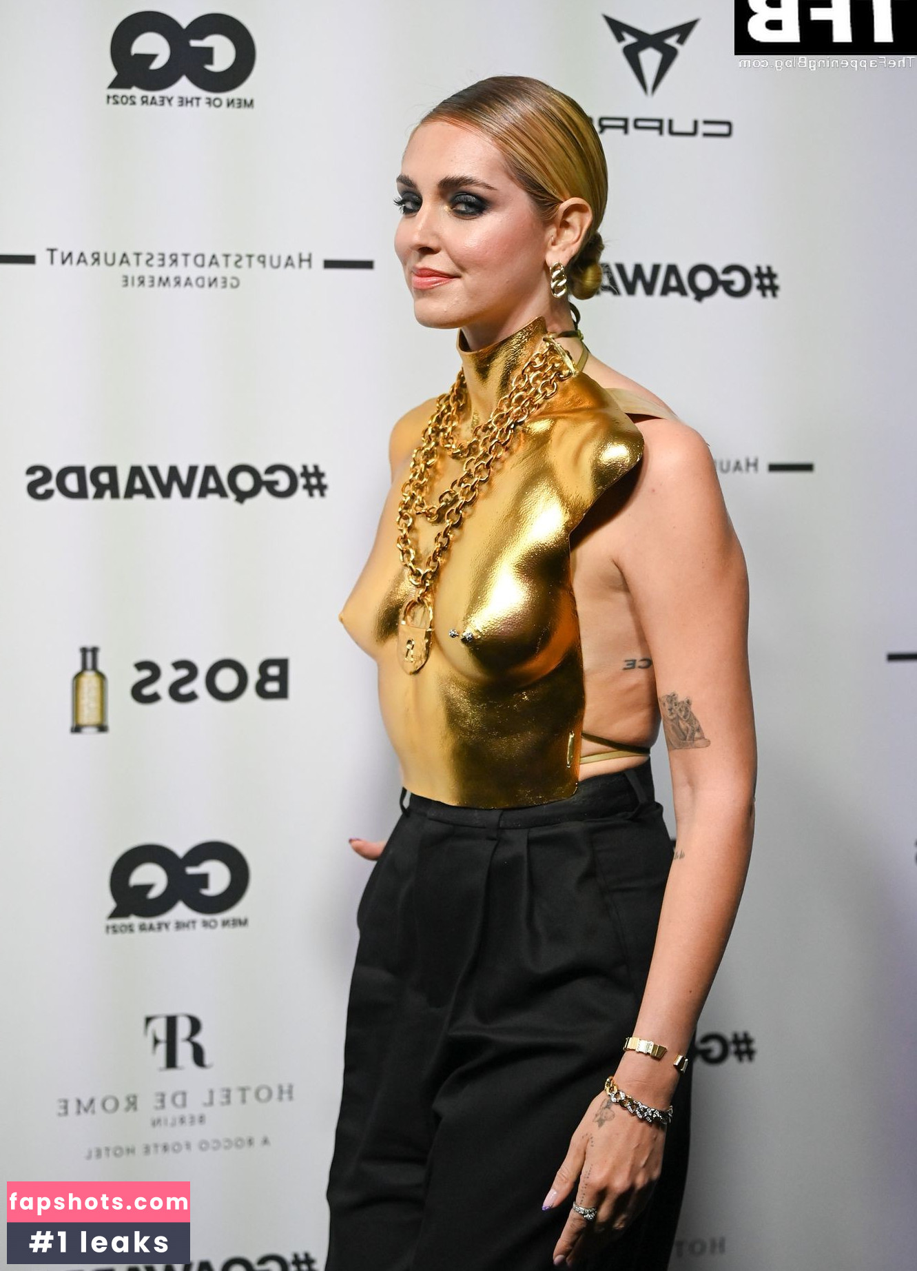 Chiara Ferragni gallery photo #314