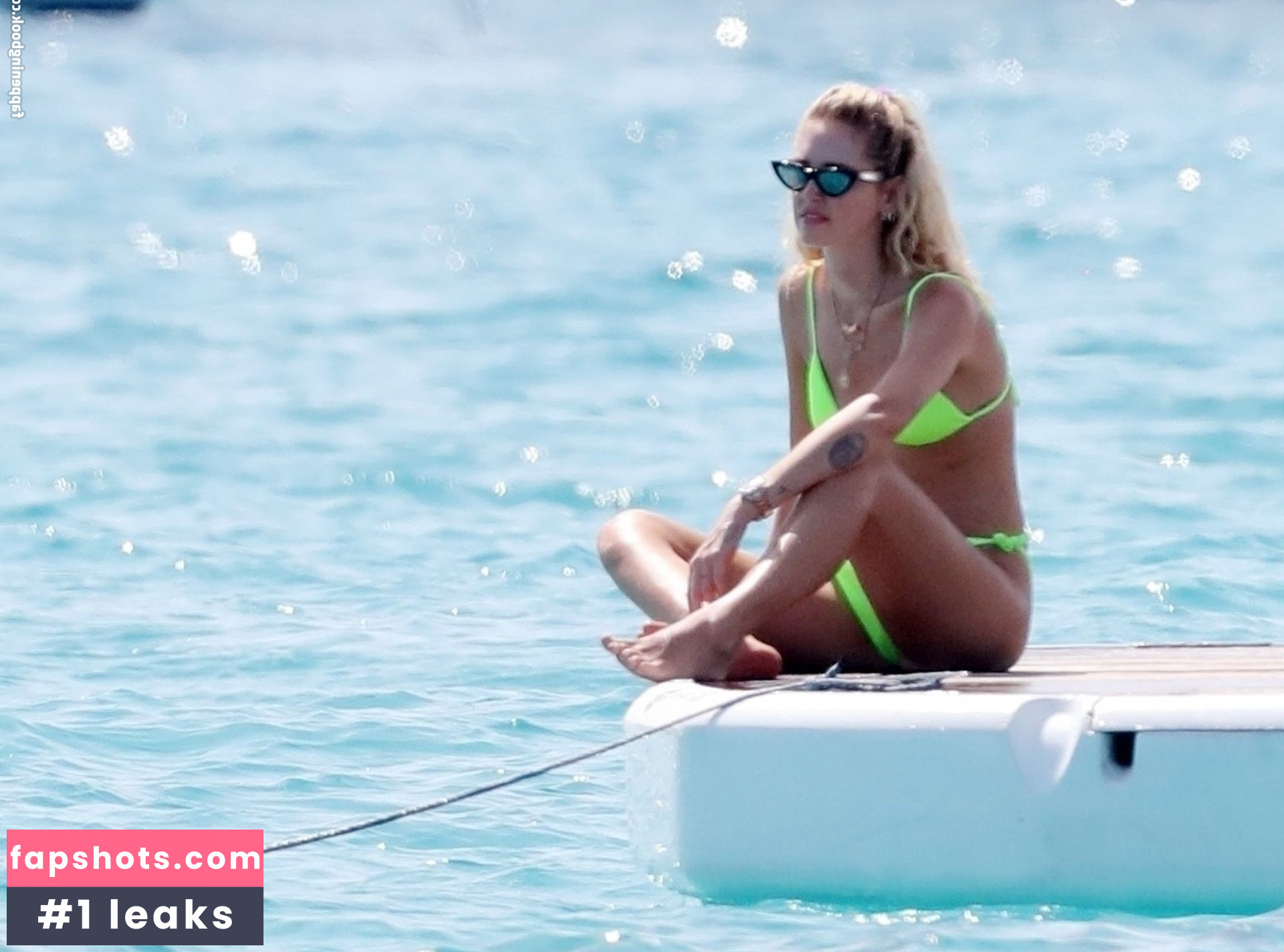 Chiara Ferragni gallery photo #438