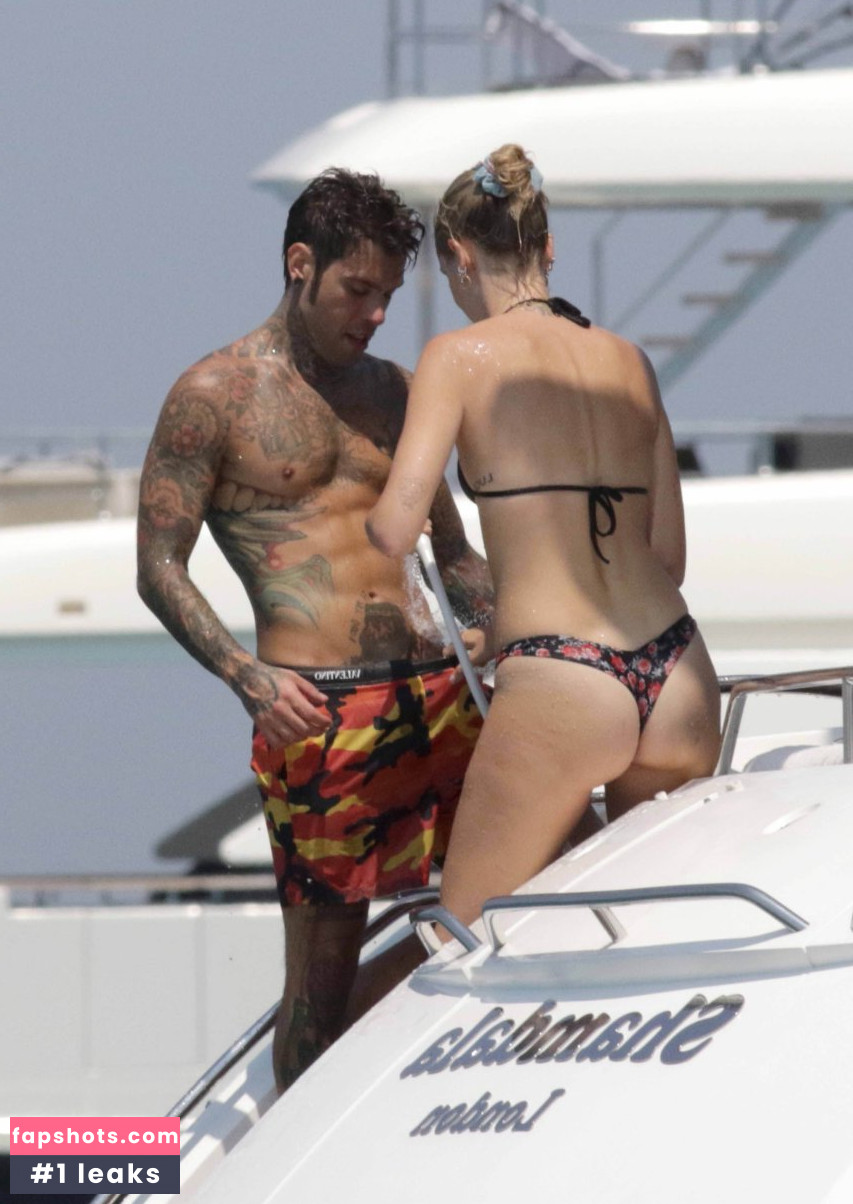 Chiara Ferragni gallery photo #497