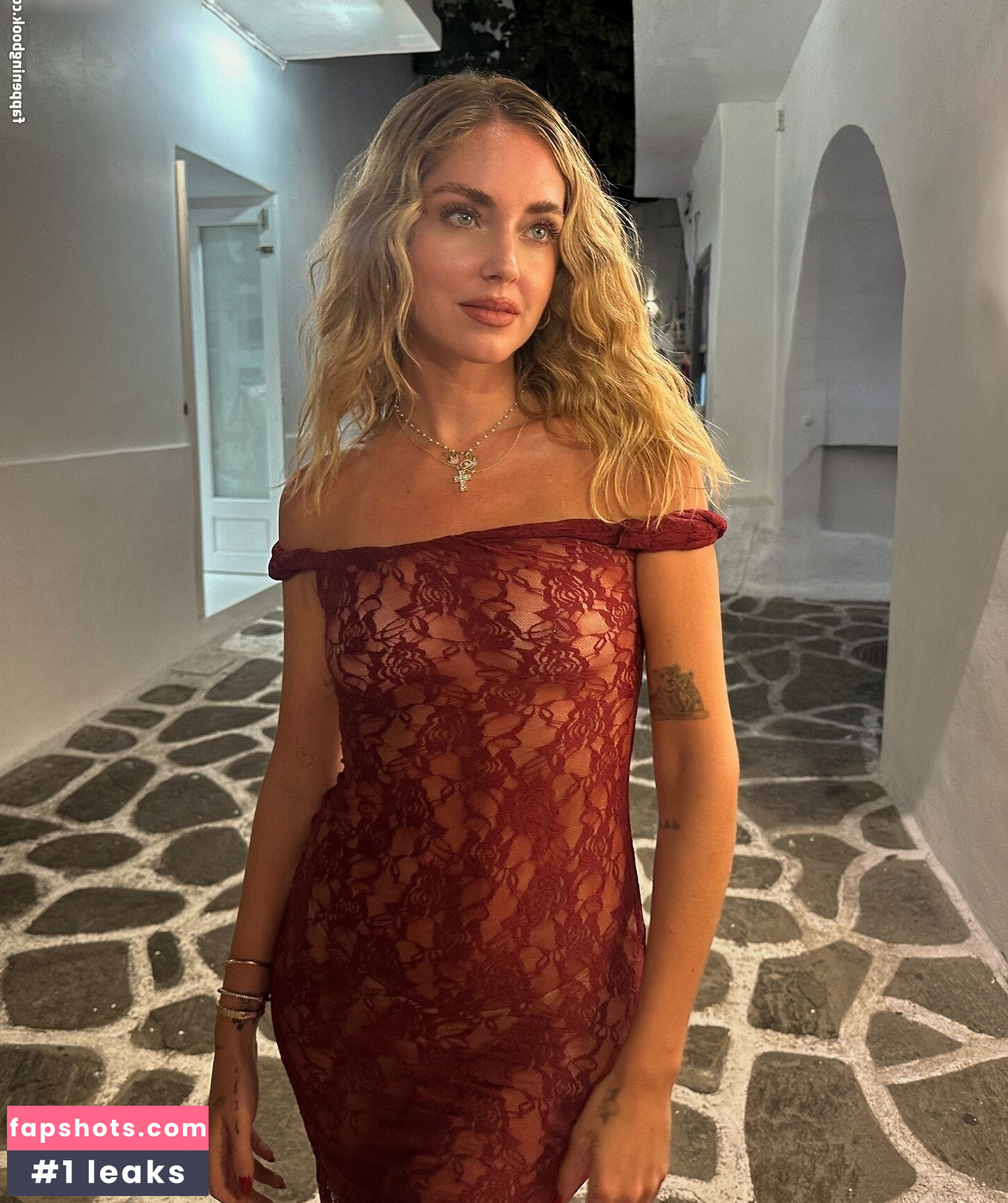 Chiara Ferragni gallery photo #56