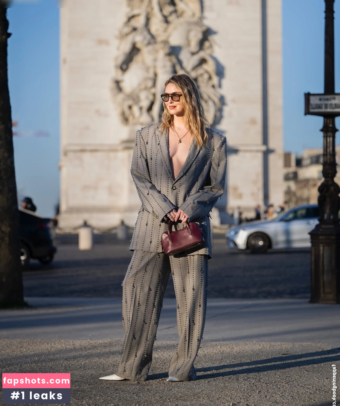 Chiara Ferragni gallery photo #85