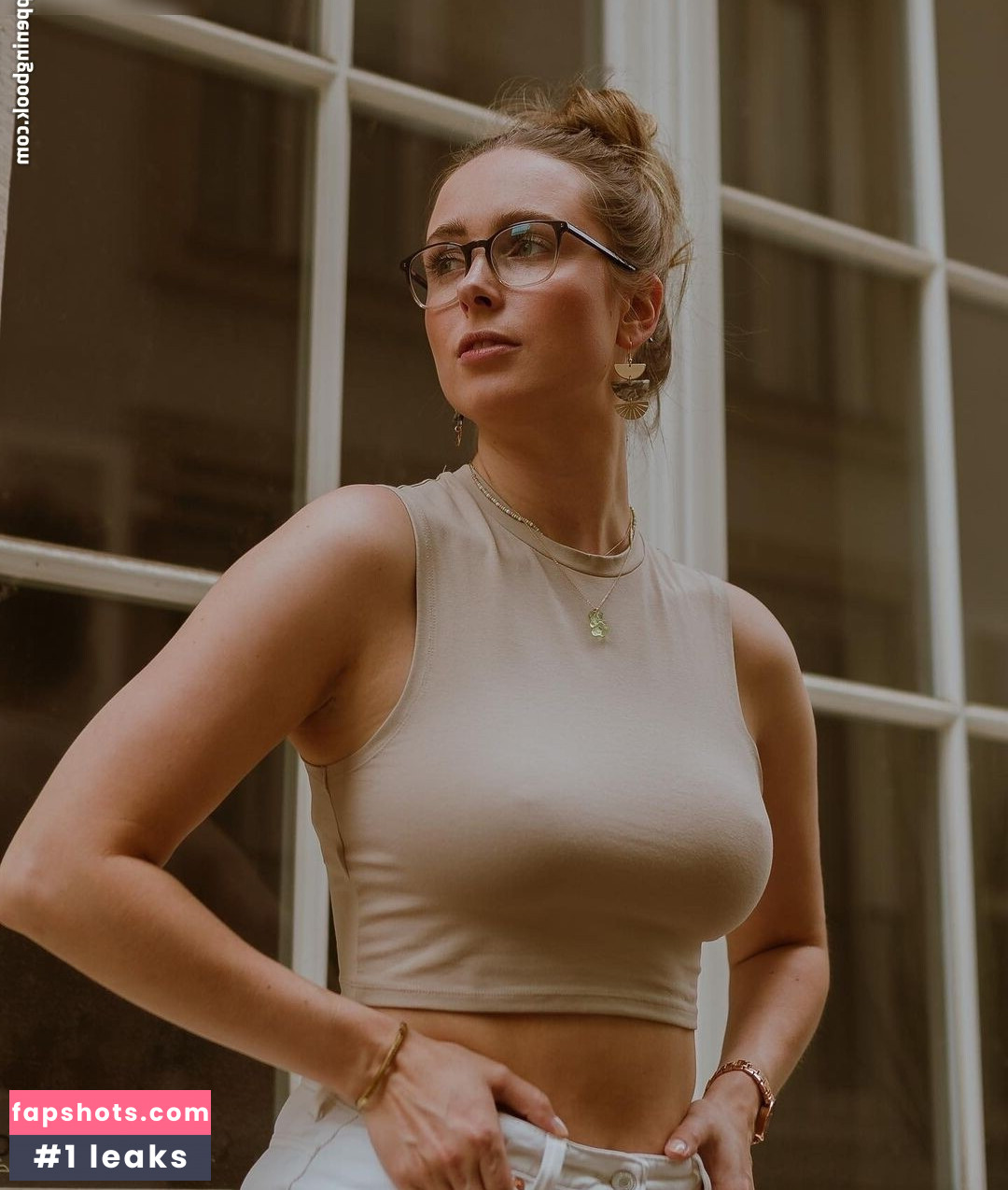 chiara_hbs gallery photo #6