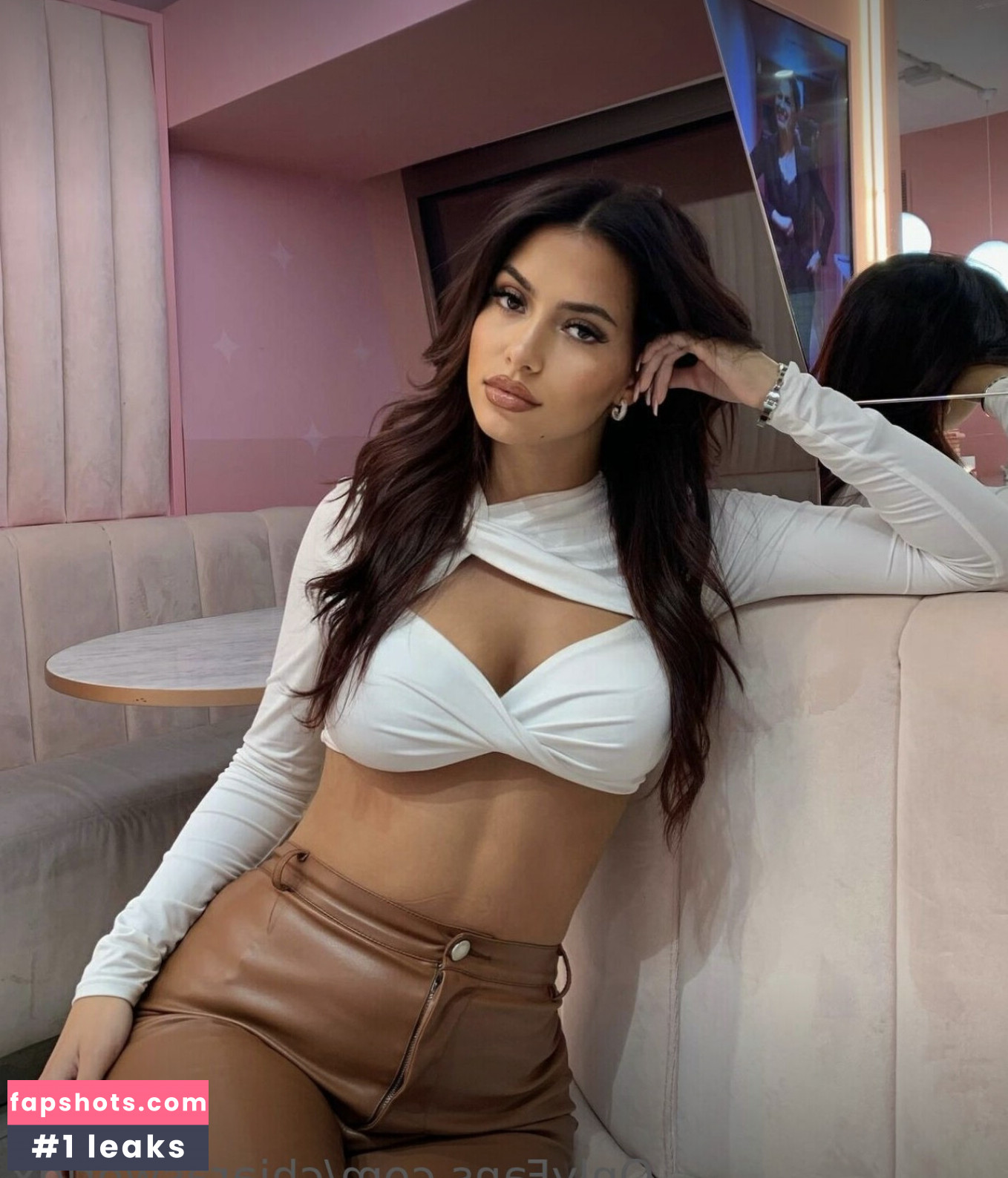 Chiarasworldx gallery photo #12