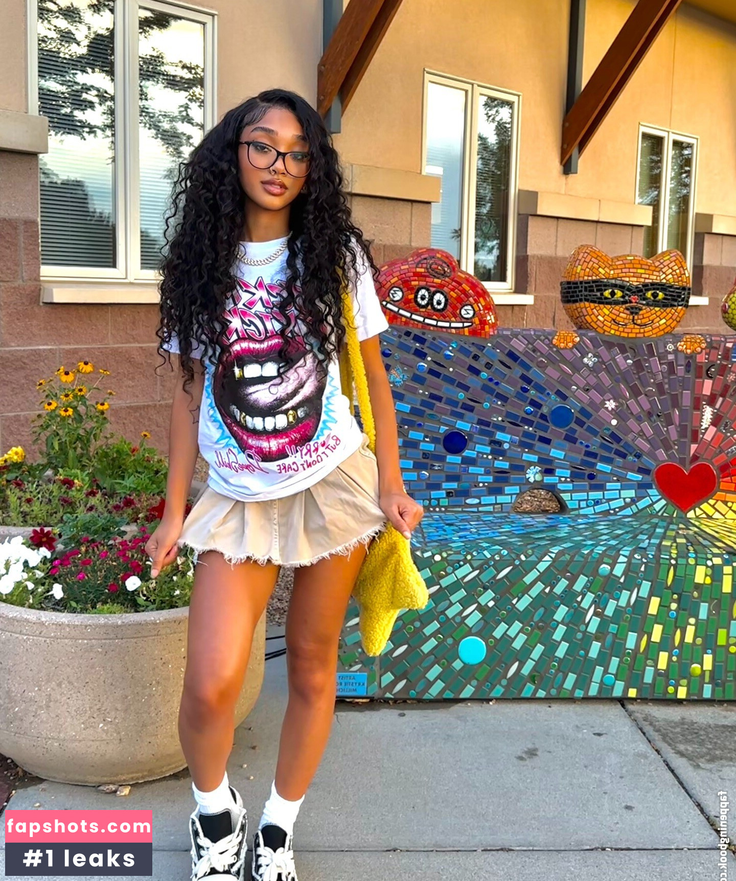 Chibichaz nude babe gallery