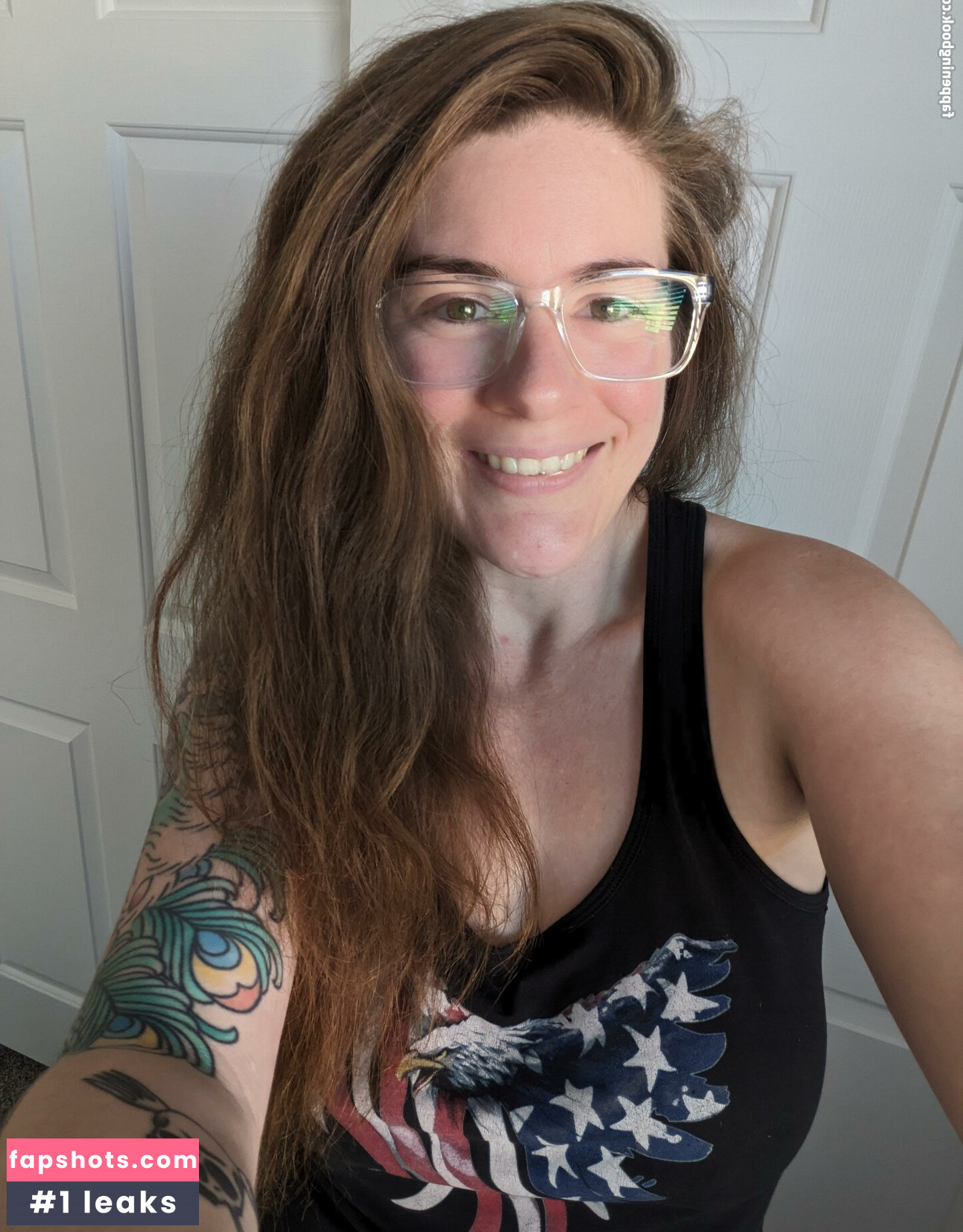 chickyredcheeks gallery photo #6