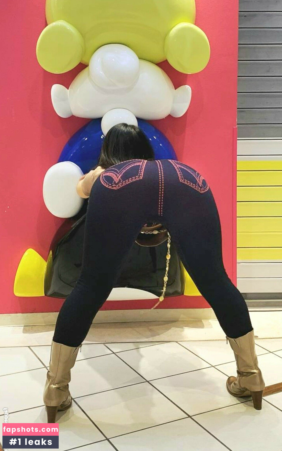 Childish Lina gallery photo #31