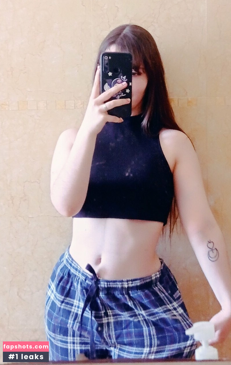 chilli.chibi gallery photo #79