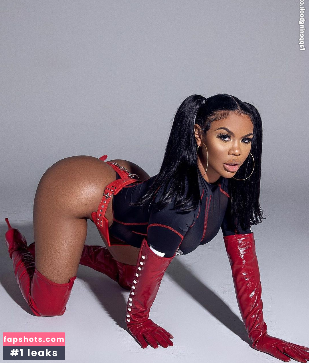 Chinese Kitty gallery photo #5