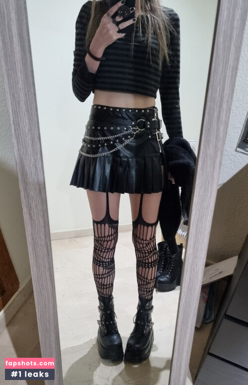 Chio Uyuni Nude Leaks OnlyFans Photos #12 - LeakJerk