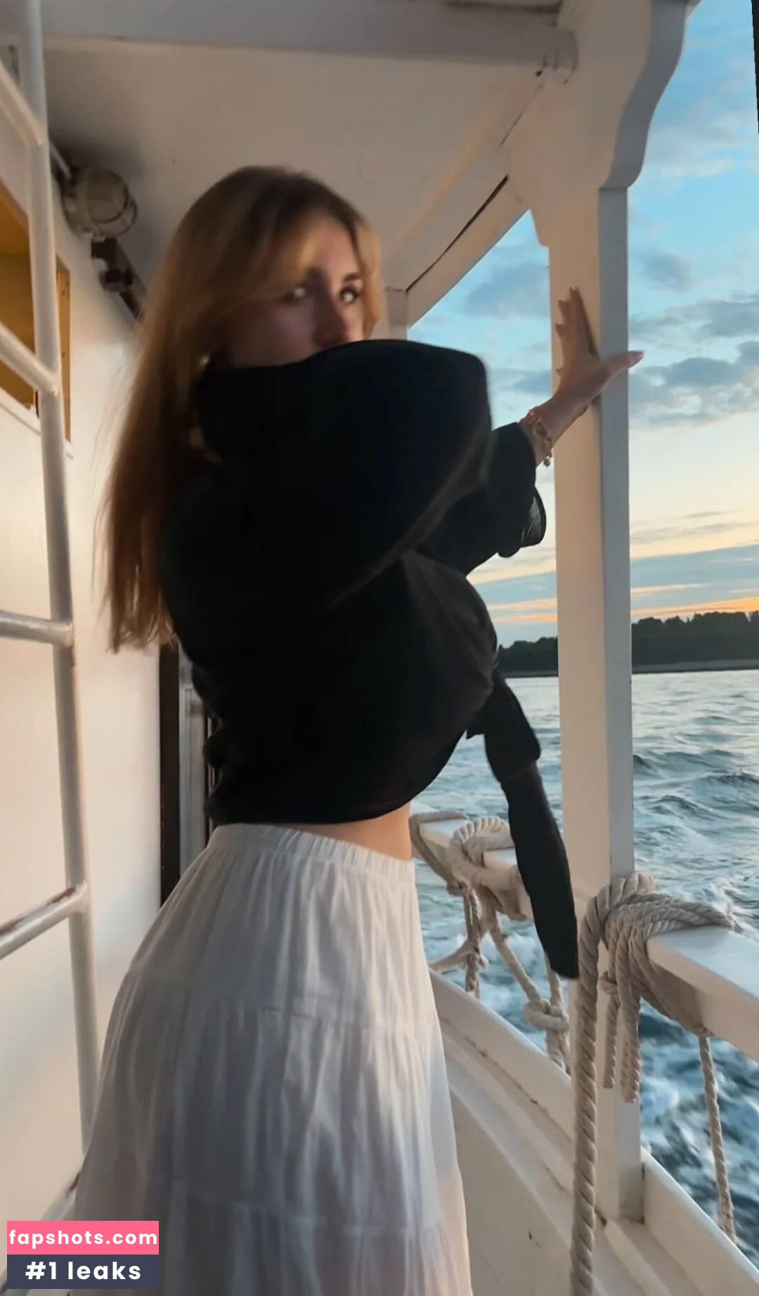 chiri.francesca gallery photo #10