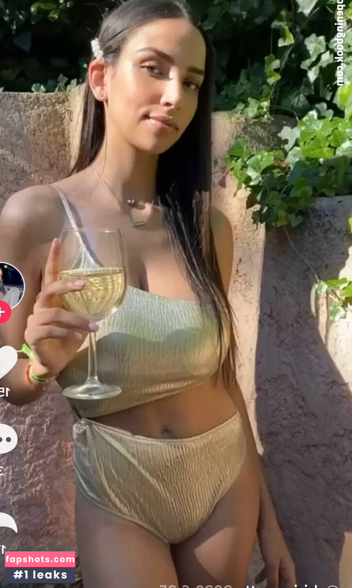 Chirine Sabaiti gallery photo #27