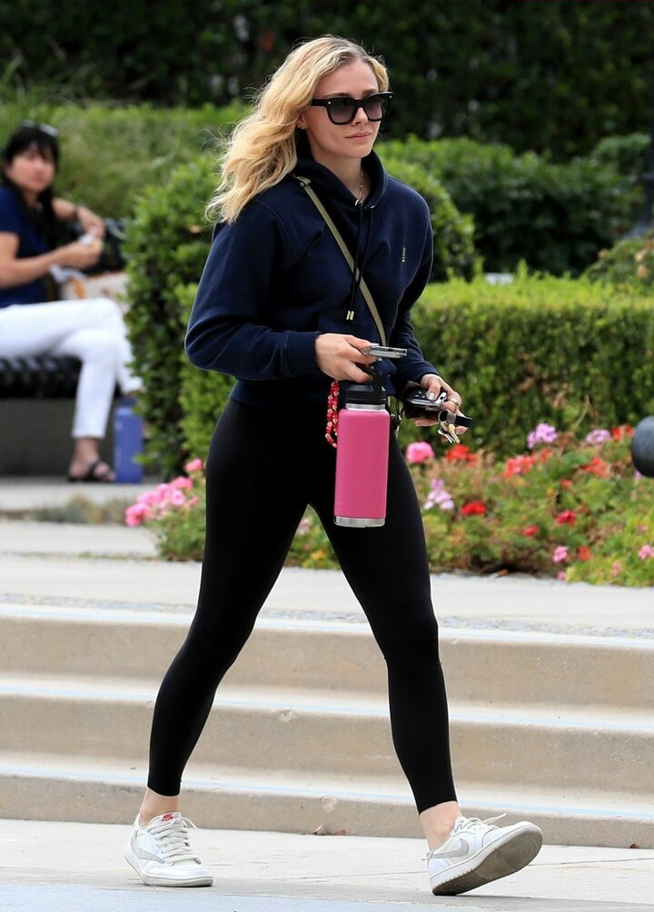 chlo-grace-moretz Nude Leaks OnlyFans Photos #268 - Fapshots