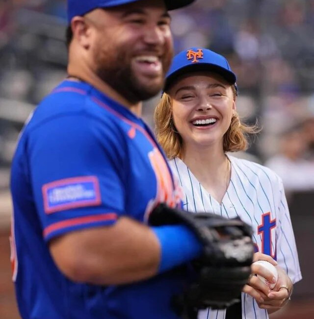 chlo-grace-moretz gallery photo #382