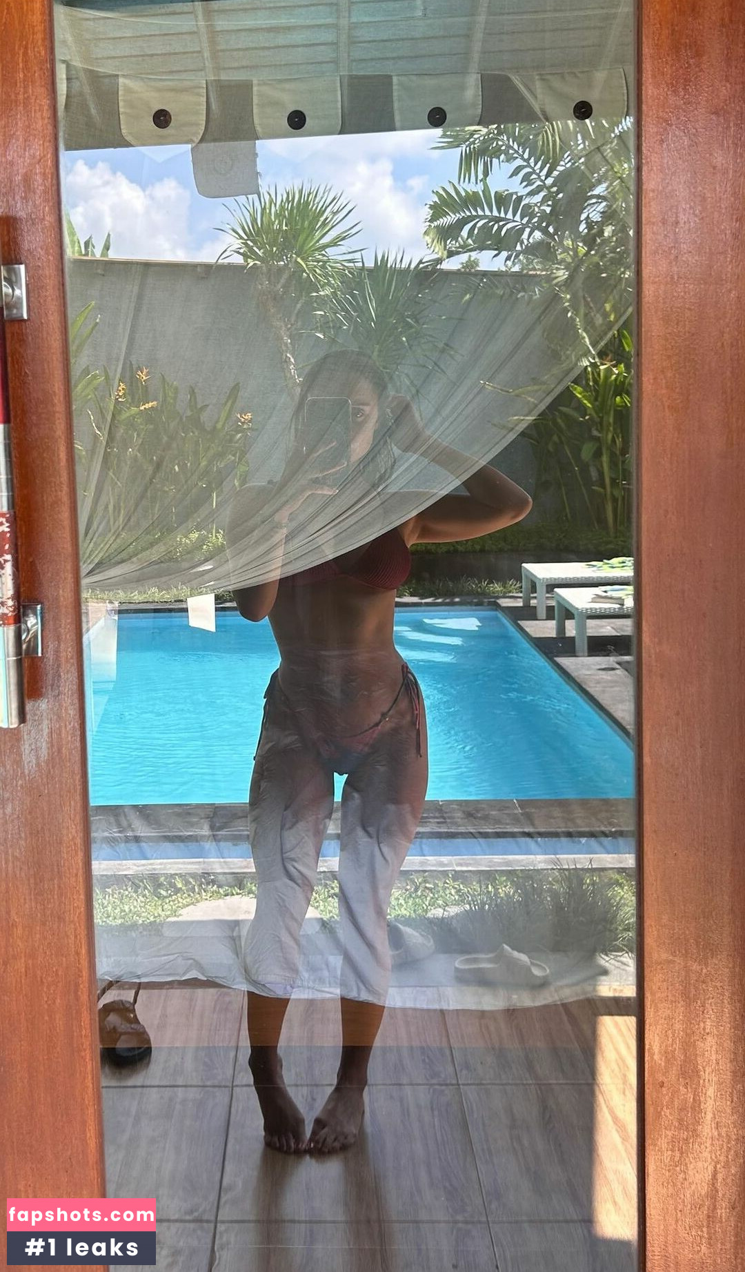 _chlocooper gallery photo #13