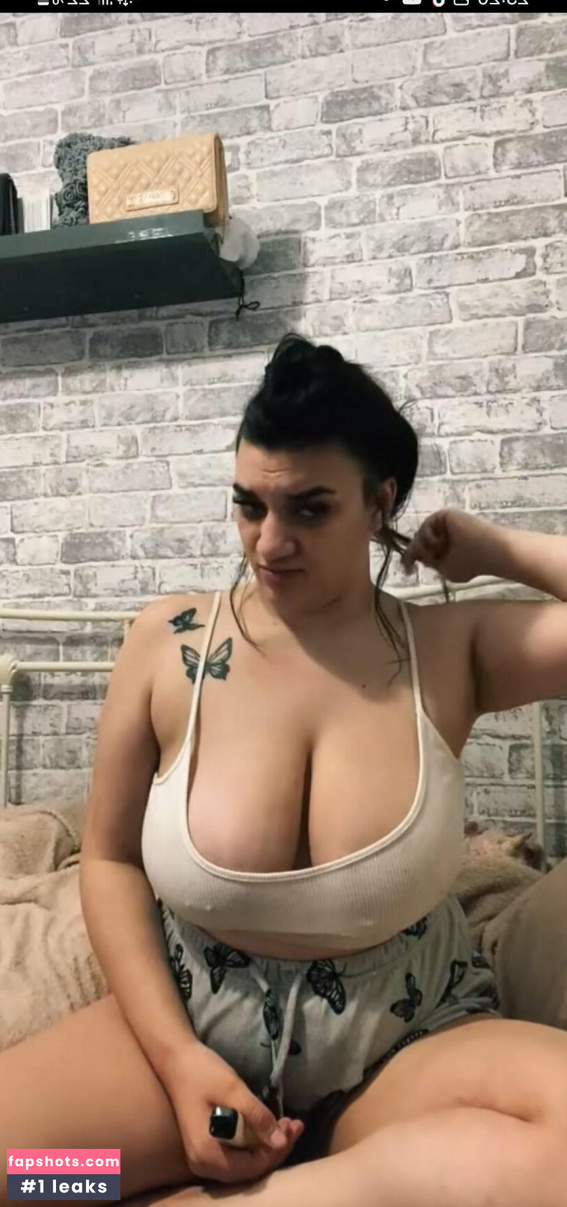 Chloe-Ann Whitham gallery photo #50