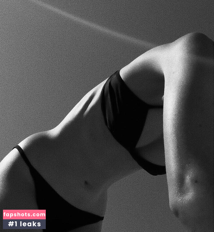 Chloe Bechini Filtración Desnuda OnlyFans Foto #25 - Fapshots