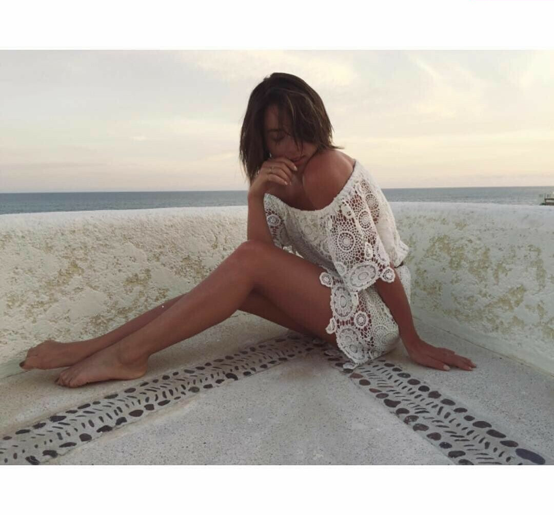 chloe-bennet gallery photo #404