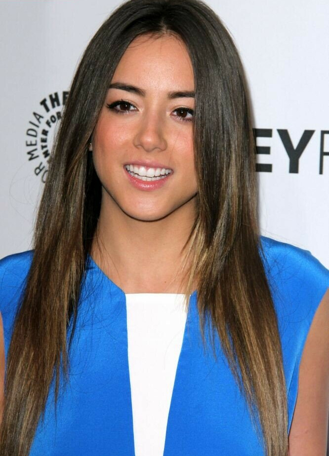 chloe-bennet gallery photo #428