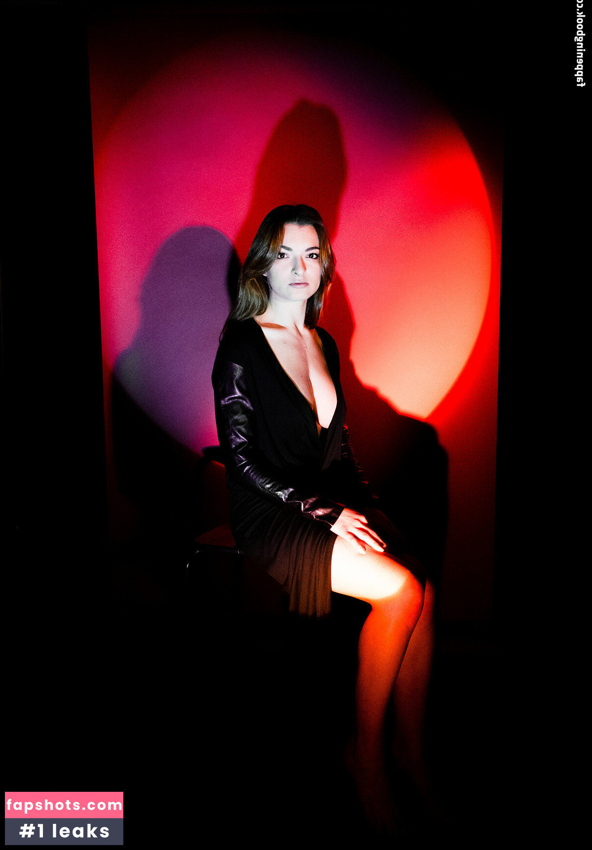 Chloe Bonhaure Nude Leaks OnlyFans Photos #31 - LeakJerk