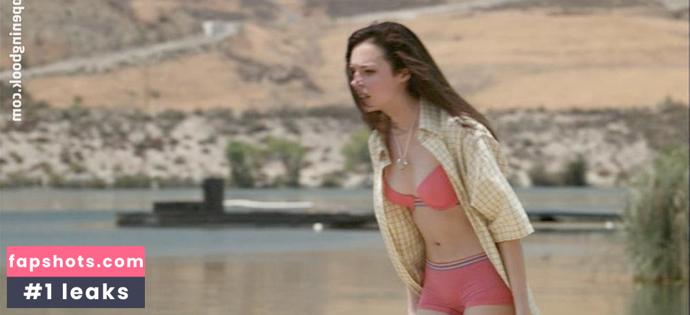 Chloe Bridges Nude Leaks OnlyFans Photos #25 - LeakJerk