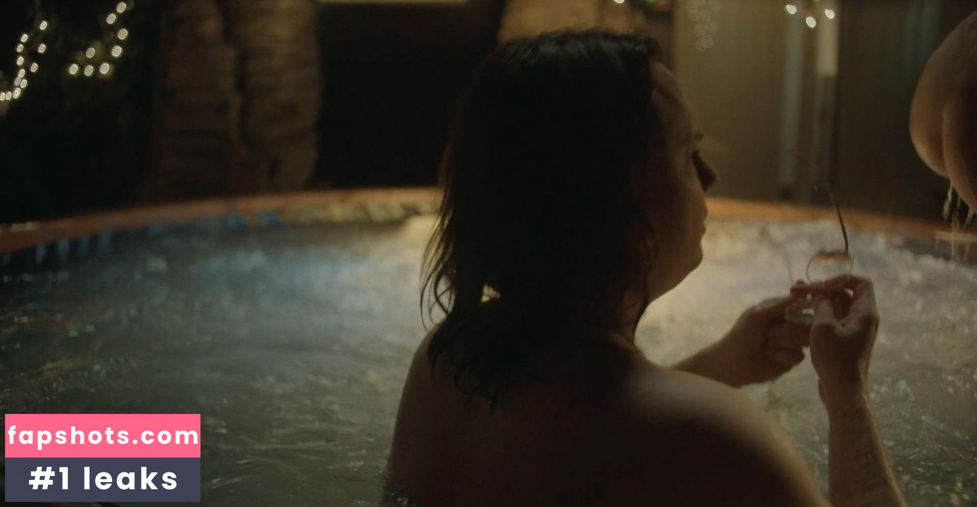 Chloe Brooks gallery photo #6