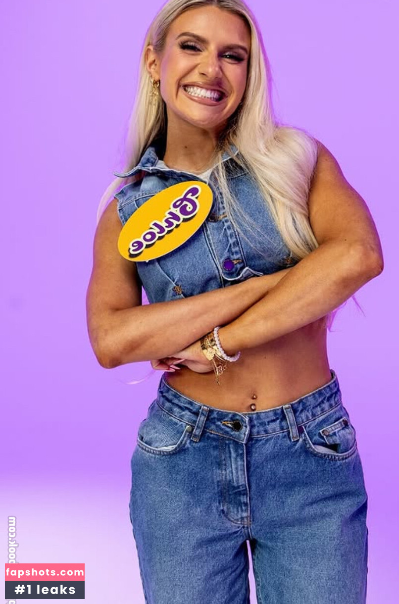 Chloe Burrows Nude Leaks OnlyFans Photos #3 - LeakJerk