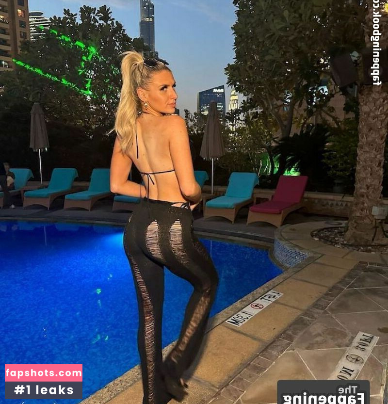 Chloe Burrows Nude Leaks OnlyFans Photos #41 - LeakJerk