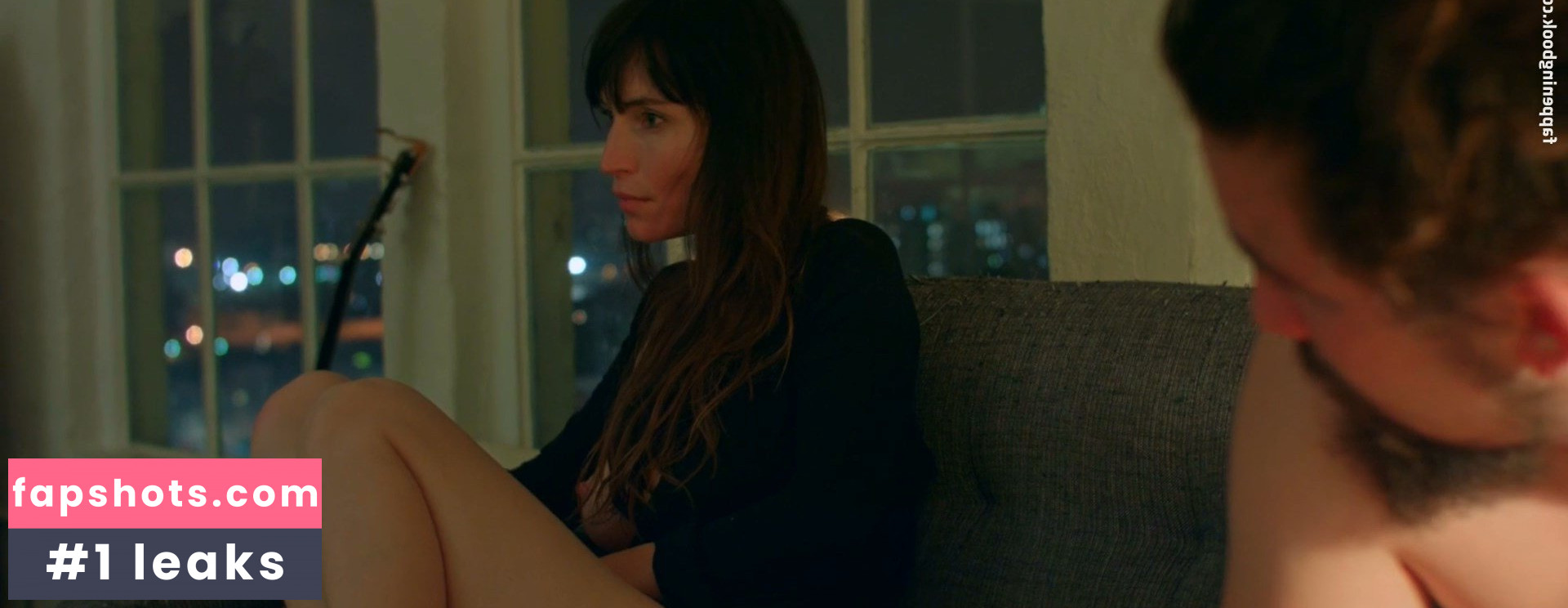 Chloe Caro gallery photo #6