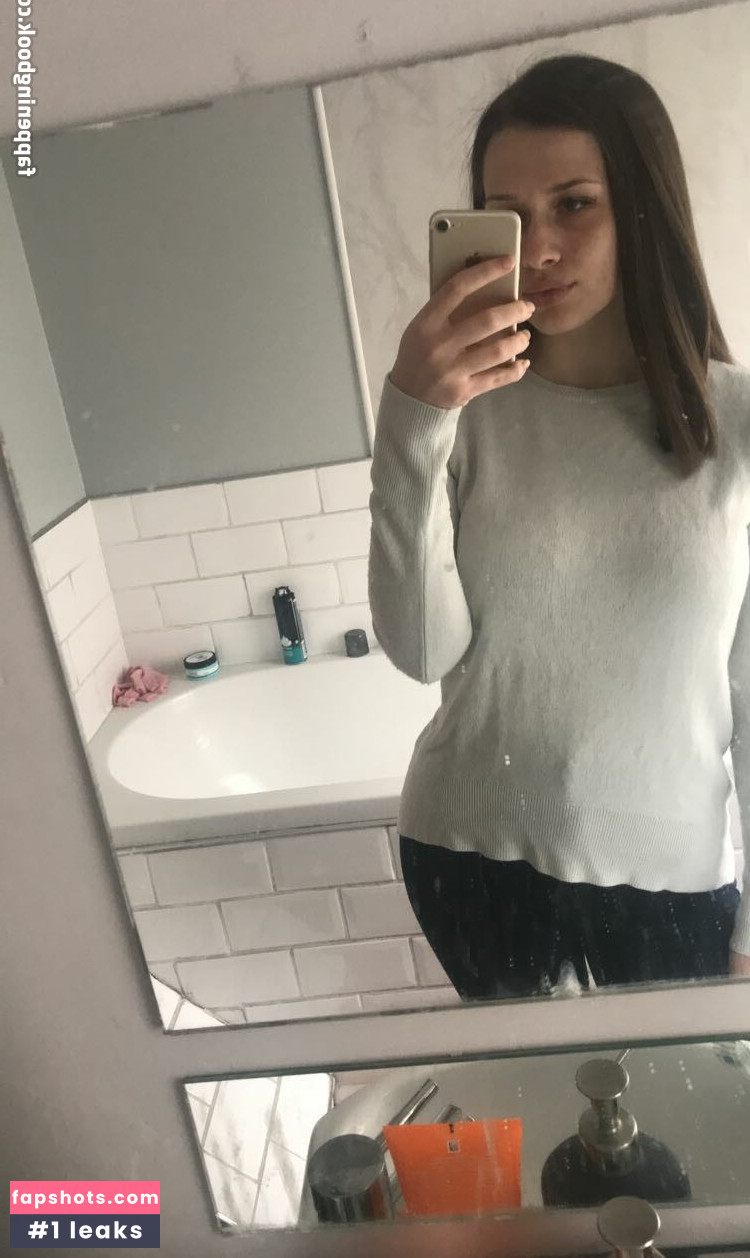 Chloe Carter gallery photo #22