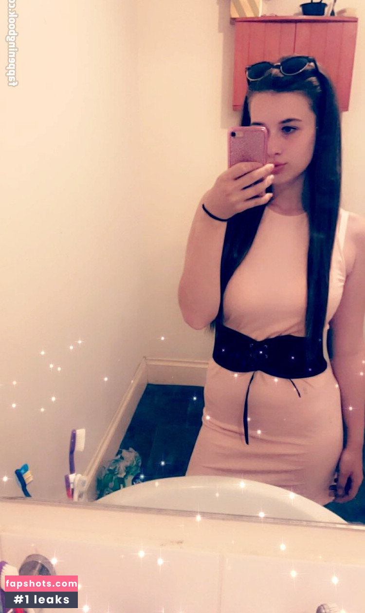 Chloe Carter gallery photo #7