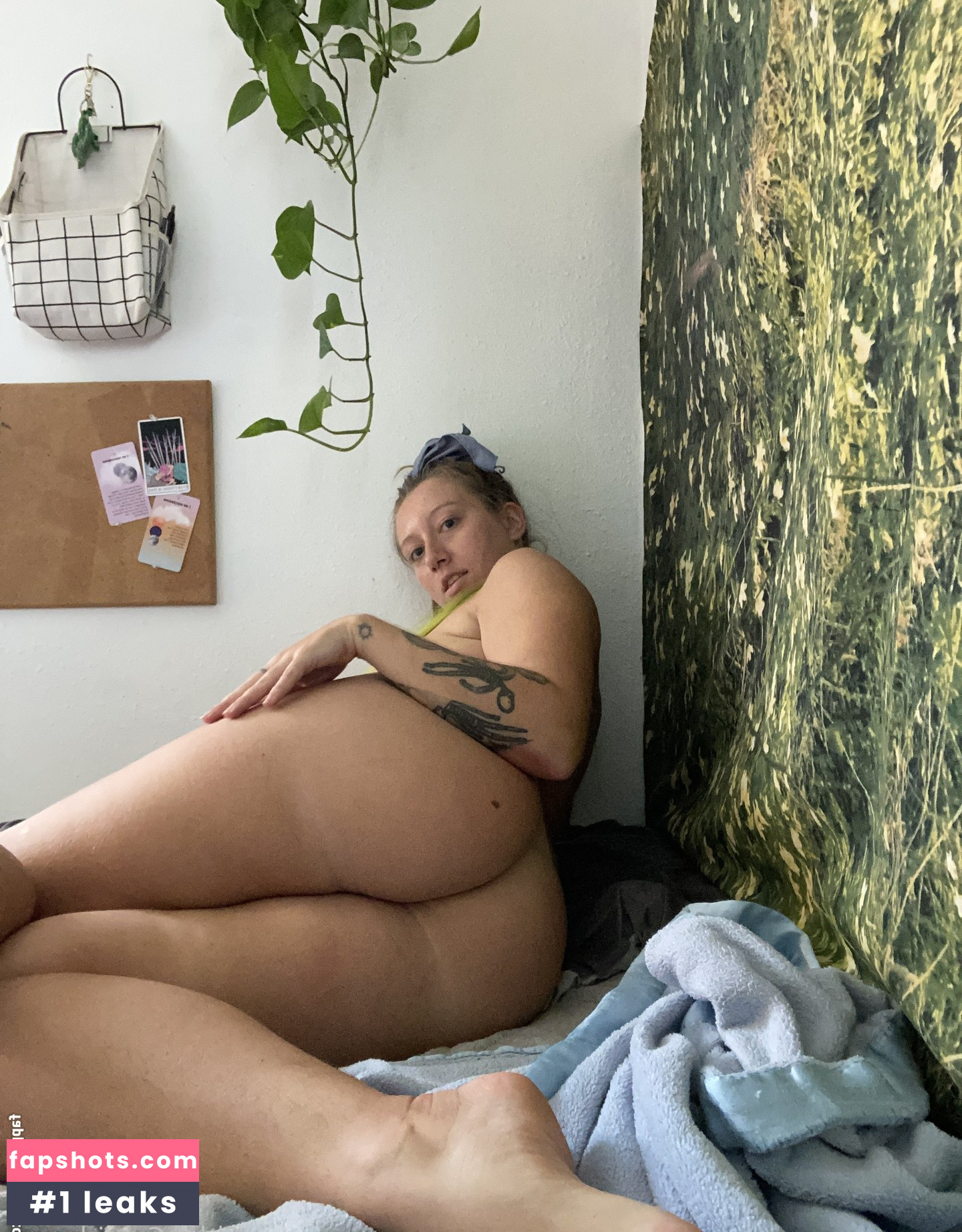 Chloe Cassidy gallery photo #72