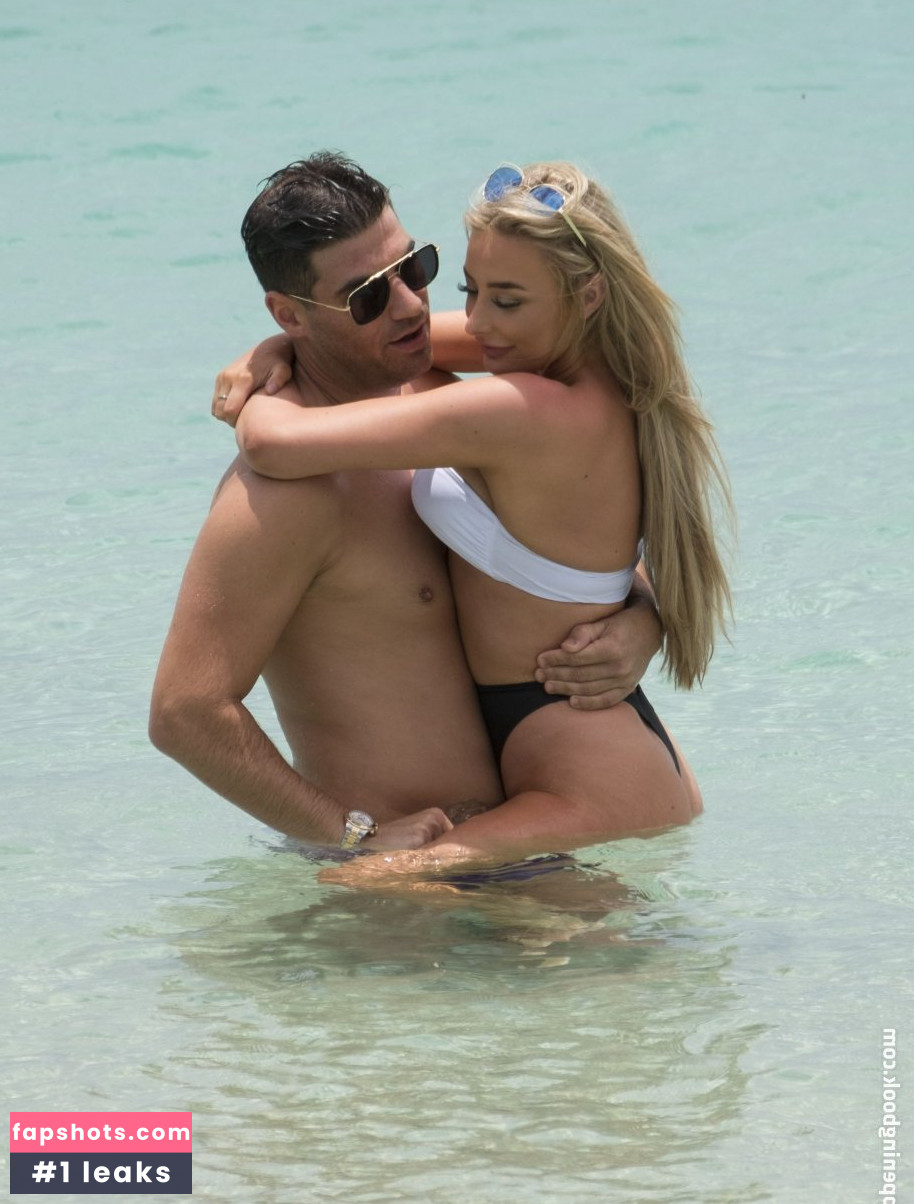 Chloe Crowhurst gallery photo #151