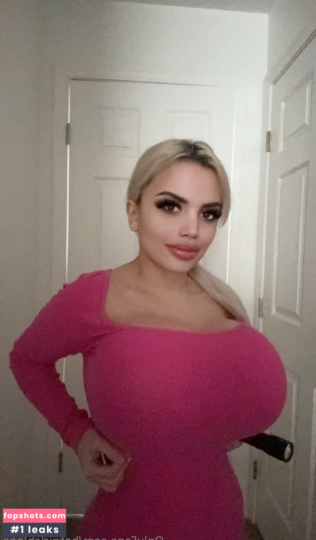 Chloe Da Model Nude Leaks OnlyFans Photos #19 - LeakJerk