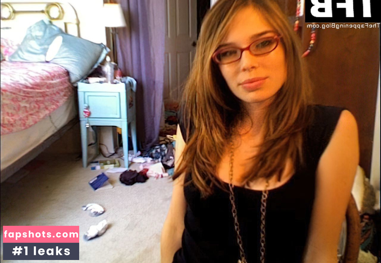 Chloe Dykstra gallery photo #15