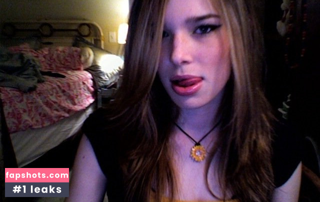 Chloe Dykstra gallery photo #35