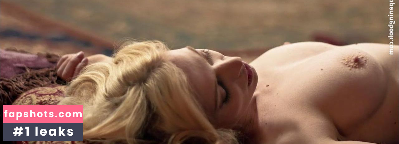 Chloe Farnworth gallery photo #12