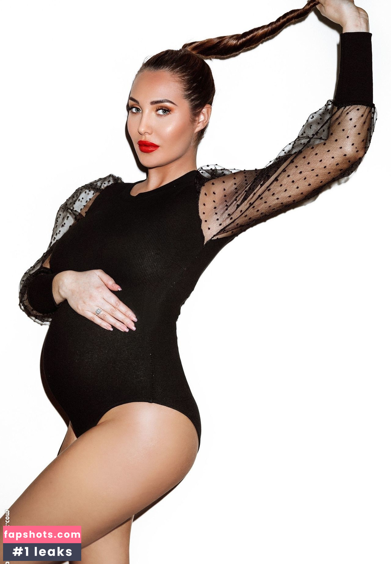 Chloe Goodman gallery photo #74